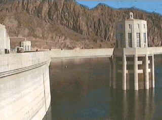 De Hooverdam tijdens de motorreis naar Amerika