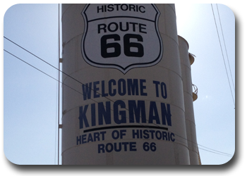 Beroemd landmark over de hele wereld: de graansilo van Kingman, toegangspoort tot Route 66